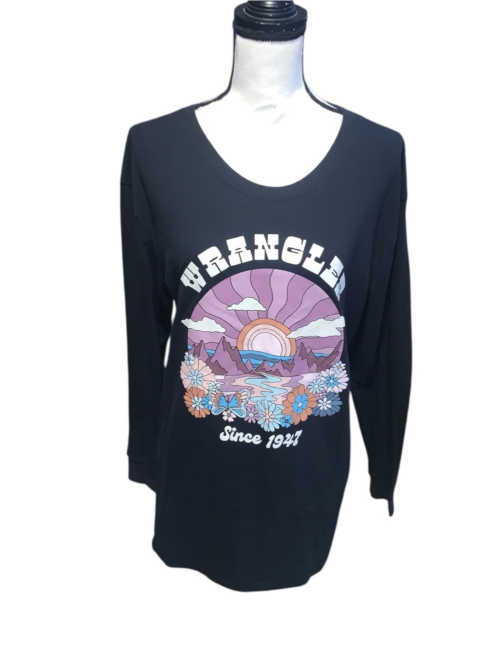 Wrangler Groovy Sky Boyfriend Tee Shirt Long Sleeve Western